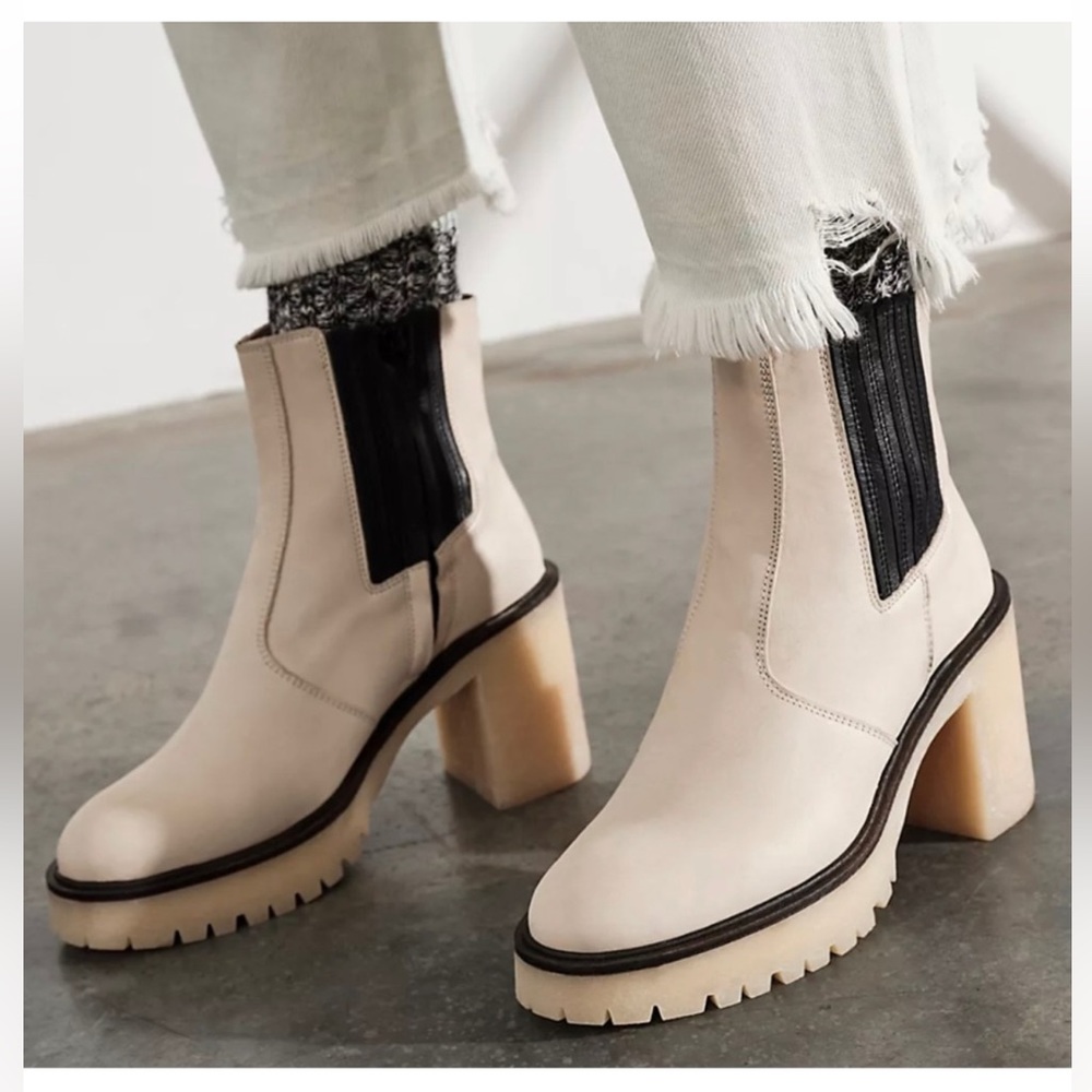 NIB Free People James Chelsea Boots